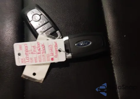 2020 Ford Explorer Xlt z USA, uszkodzony, nr VIN 1FMSK8DH5LGC72276